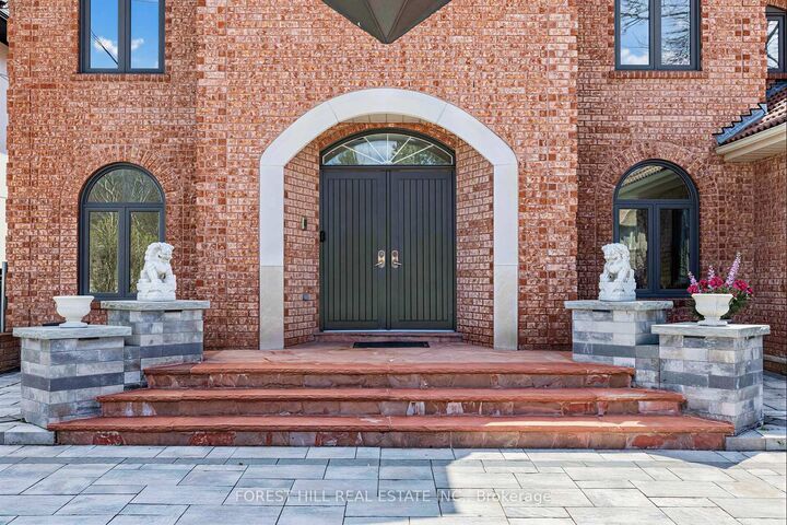 Property Photo:  477 Cummer Avenue  ON M3A 3L2 