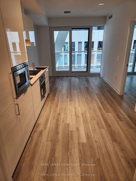 Property Photo:  230 Simcoe Street 1033  ON M5T 0G7 