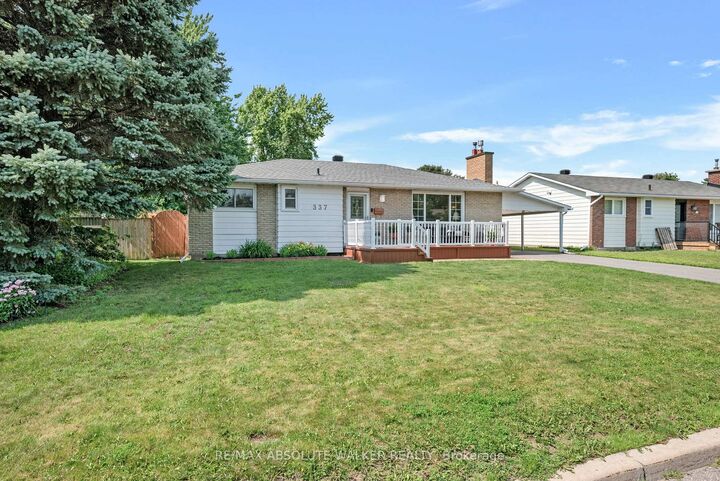 Property Photo: 337 Roxdale Avenue ON K1E 1T9