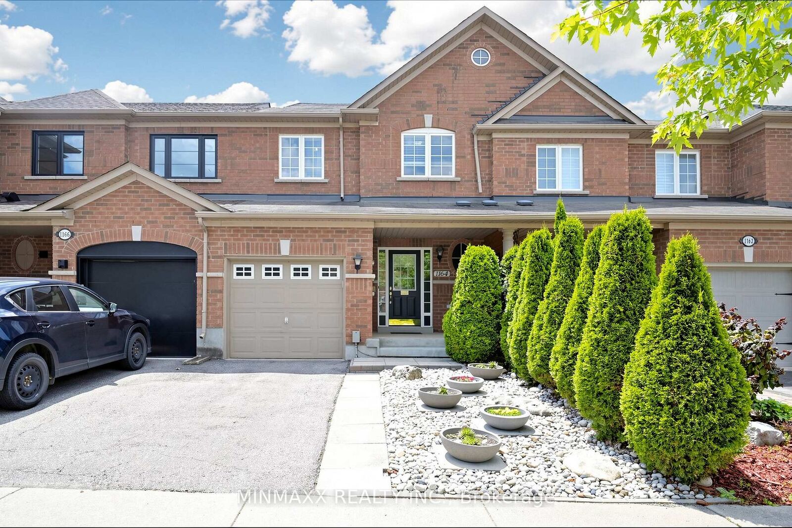 Property Photo: 1164 Chapman Crescent ON L9T 6G1