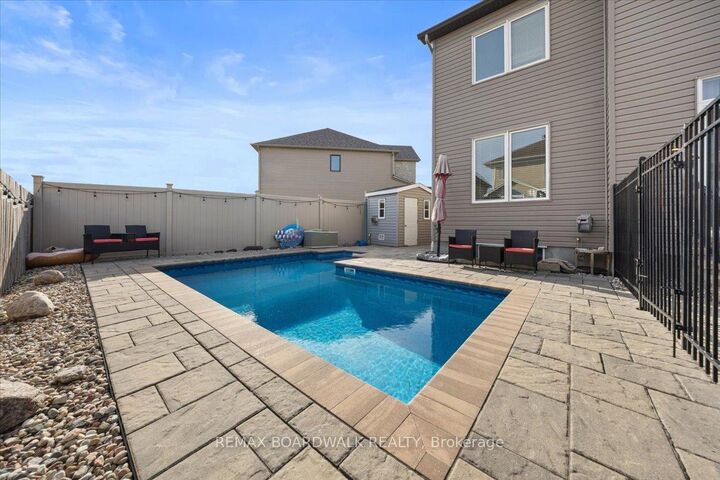 Property Photo:  623 Capuchon Way  ON K4A 0W2 