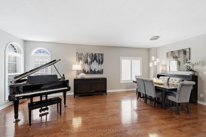 Property Photo: 393 Cavendish Crescent ON K7P 3E2