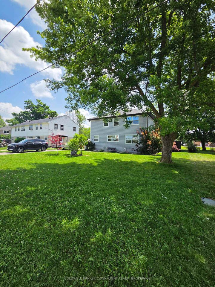 Property Photo: 115 Columbia Drive ON N0M 1Y0