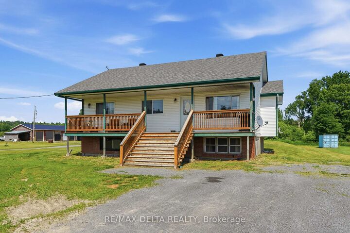 Property Photo: 1553 Du Lac Road ON K0A 3N0