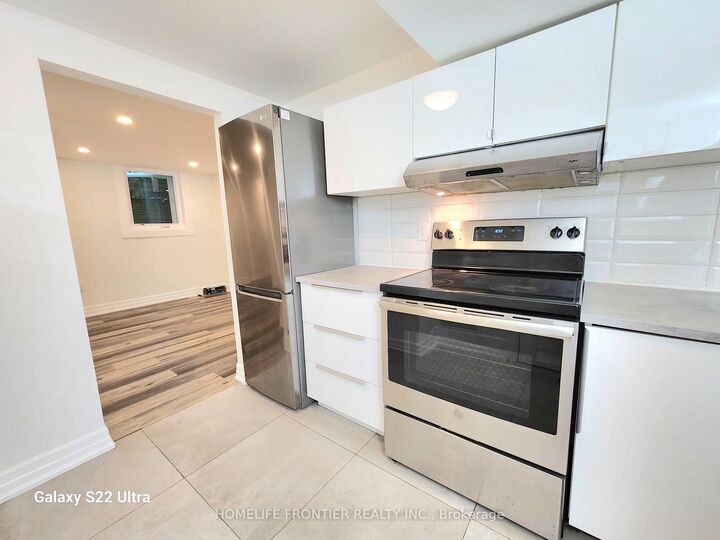 Property Photo: 764 Gorham Street Bsmt ON L3Y 1L6