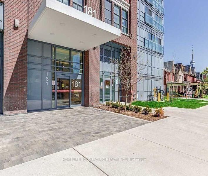 Property Photo:  181 Huron Street 307  ON M5T 2B6 