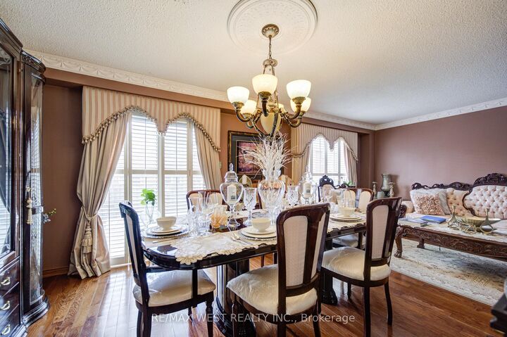 Property Photo:  11 Danilack Court  ON M1V 4L8 