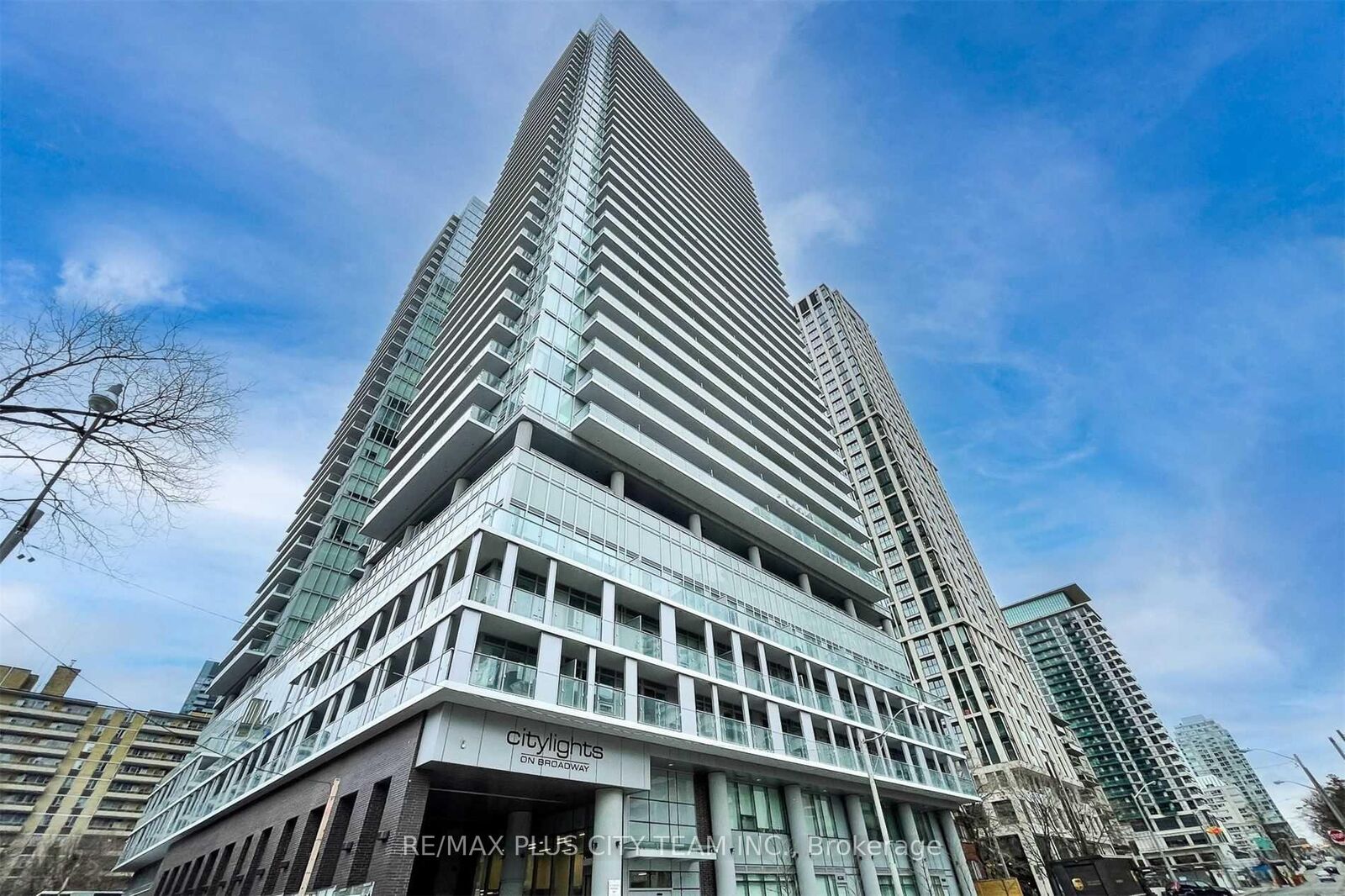 Property Photo:  195 Redpath Avenue 705  ON M4P 0E4 