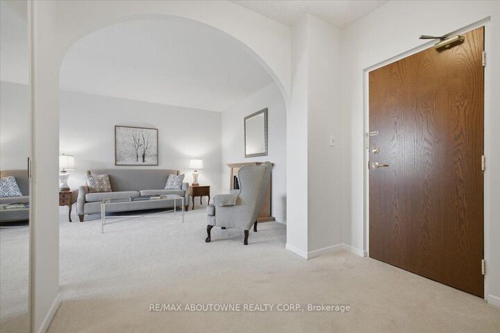 Property Photo: 5250 Lakeshore Road 401 ON L7L 5L2