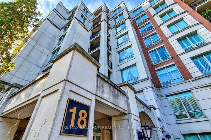 18 William Carson Crescent 211 — photo 1