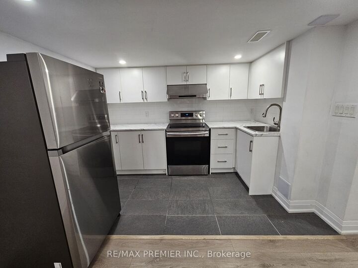 Property Photo:  31 Compton Crescent Bsmt Apt A  ON M3M 2C3 