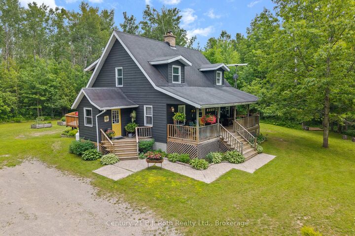 Property Photo:  3147 Dalton Court  ON L0K 2C0 