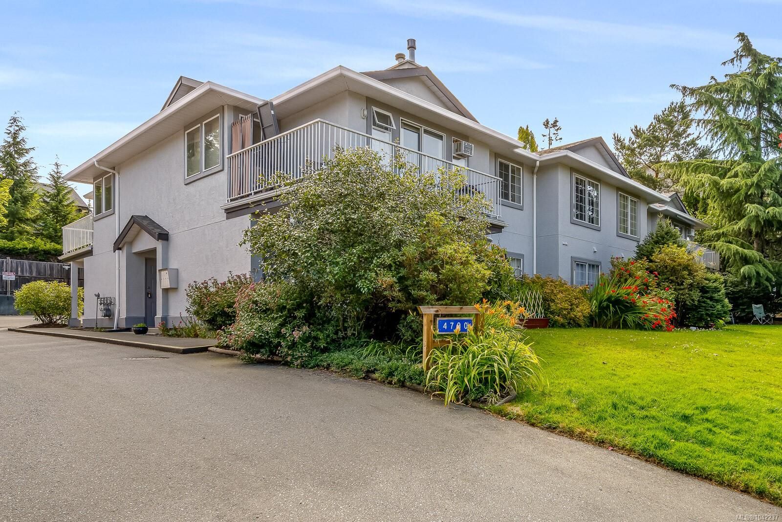 Property Photo: 4700 Alderwood Pl #103 BC V9N 9A1