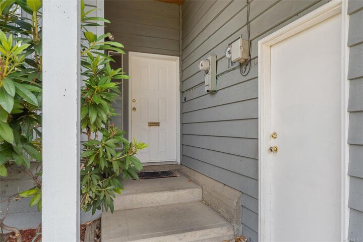 Property Photo:  3215 Jacklin Rd #B  BC V9C 3M9 