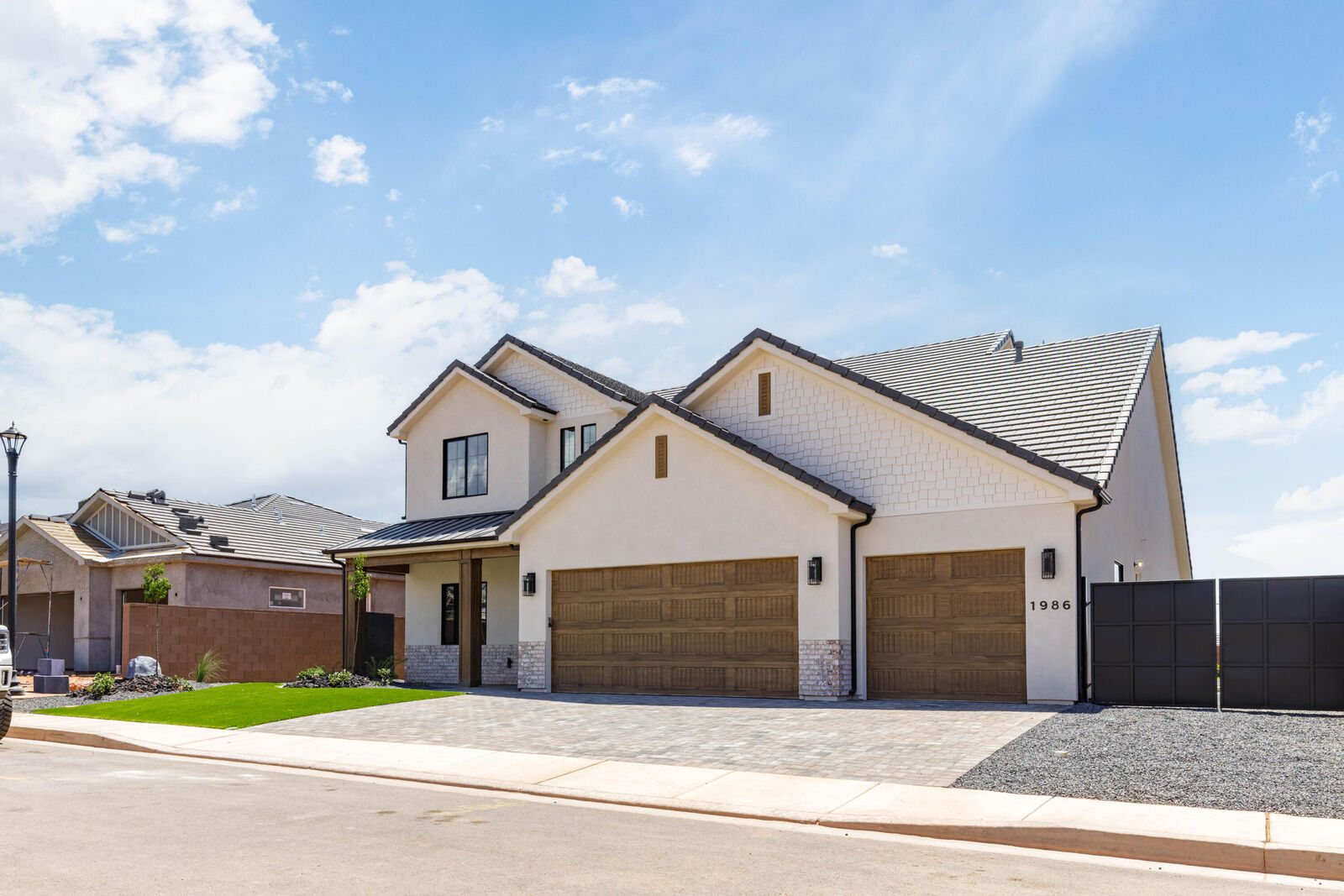 Property Photo: 1986 N Creek Side Ct UT 84780