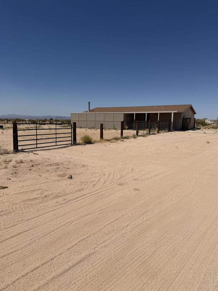 Property Photo:  9374 Victoria Circle  AZ 85352 