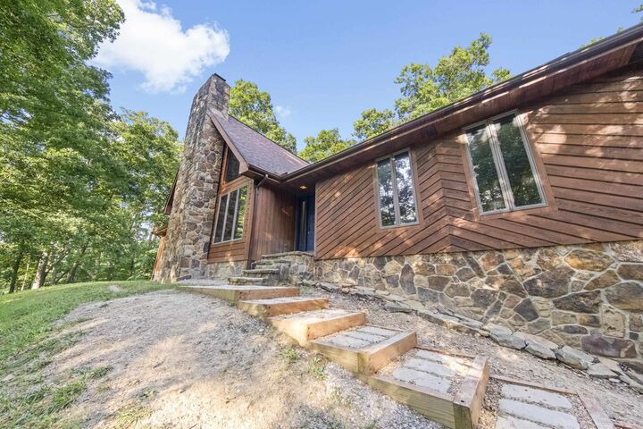 Property Photo: 444 Bucksaw Junction KY 41143
