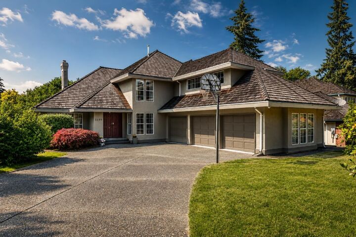 Property Photo: 2289 131A Street BC V4A 9B1