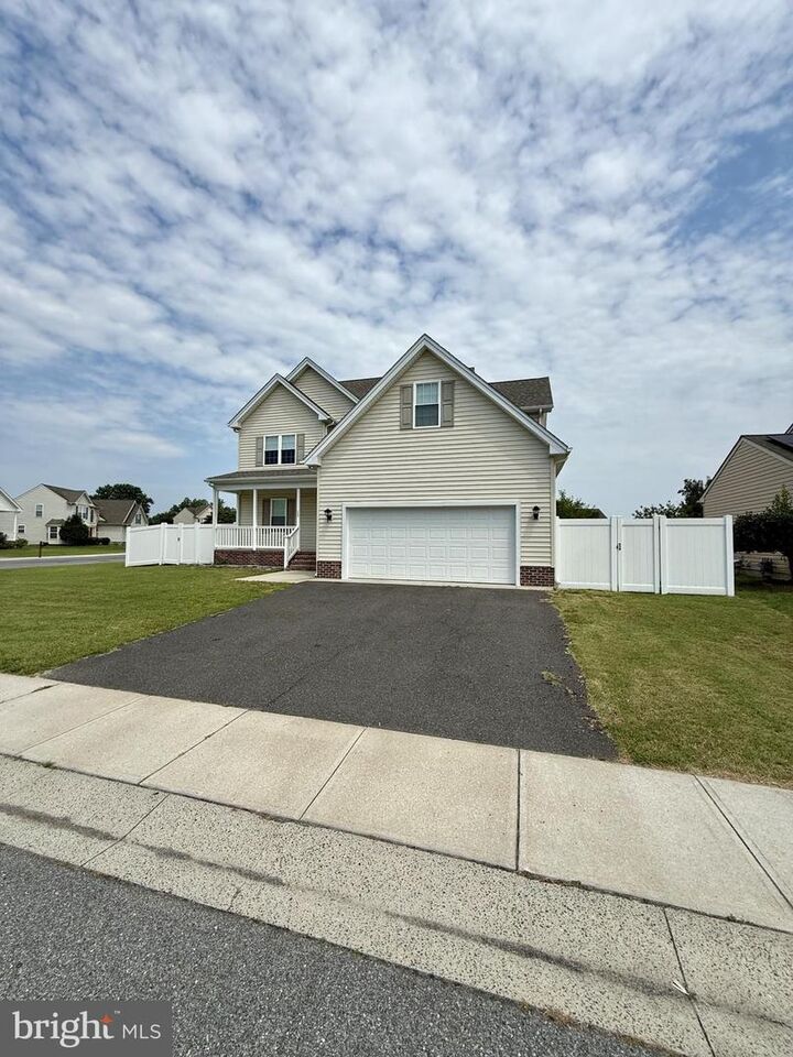 Property Photo:  750 Wye Oak Drive  MD 21826 