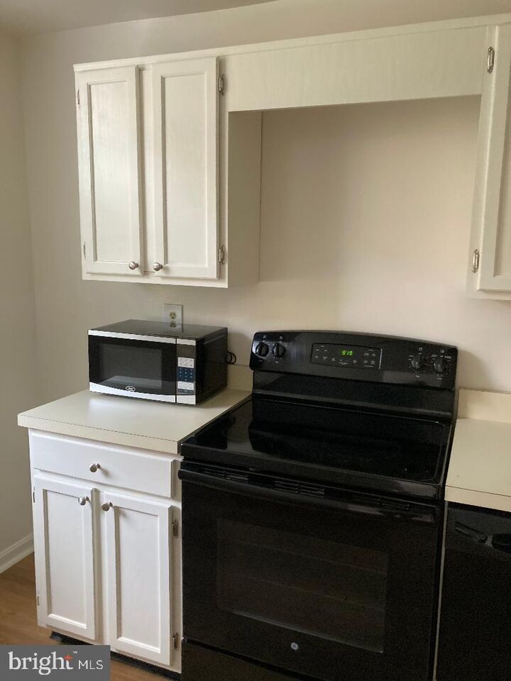 Property Photo:  1813 Key Boulevard 10536  VA 22201 