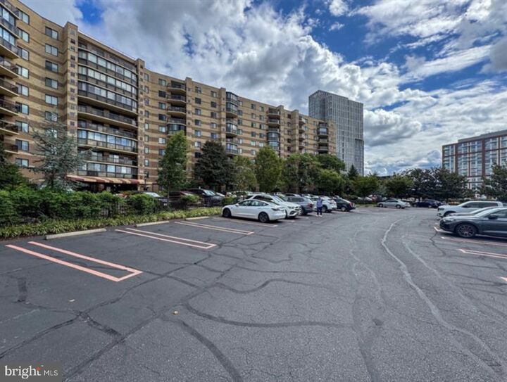 Property Photo:  8340 Greensboro Drive 708  VA 22102 