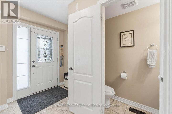 Property Photo: 665 Heritage Trail ON K9L 0A7