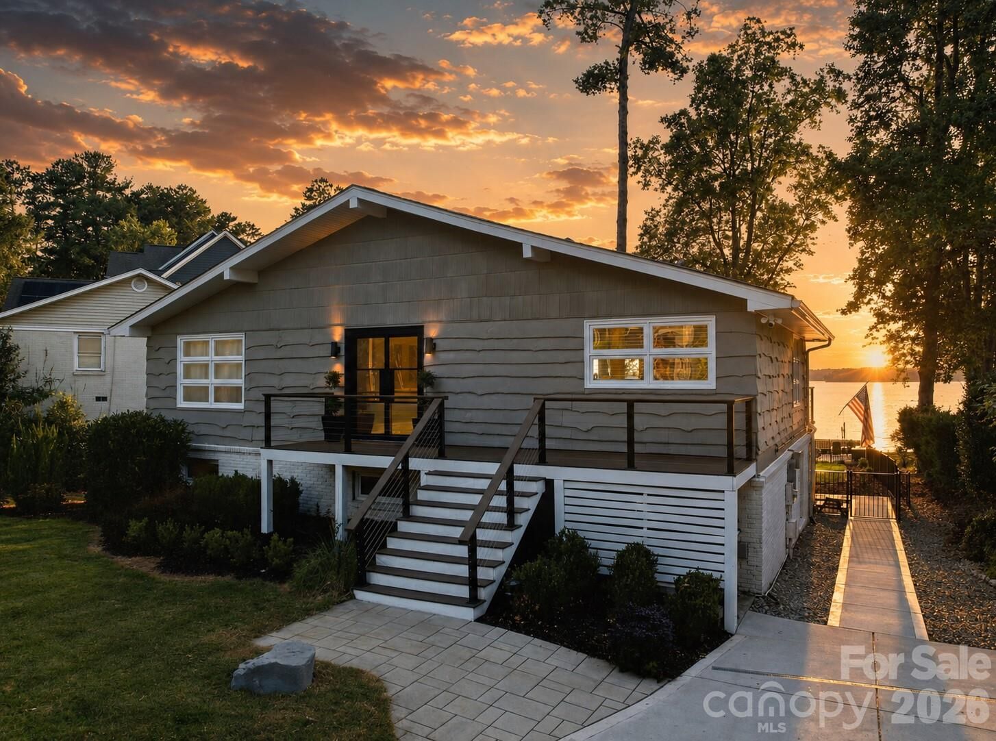 Property Photo: 21101 Island Forest Drive NC 28031