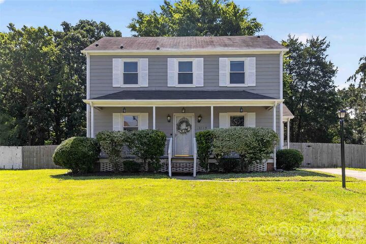 Property Photo:  11117 Kingfisher Drive  NC 28226 