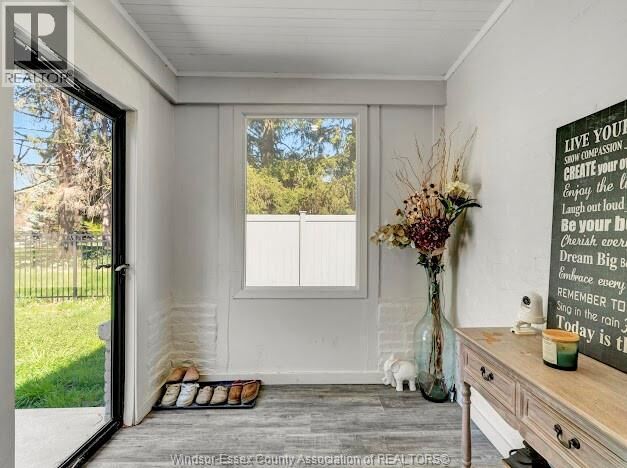 Property Photo:  312 Coronado Drive  ON N8N 2E4 