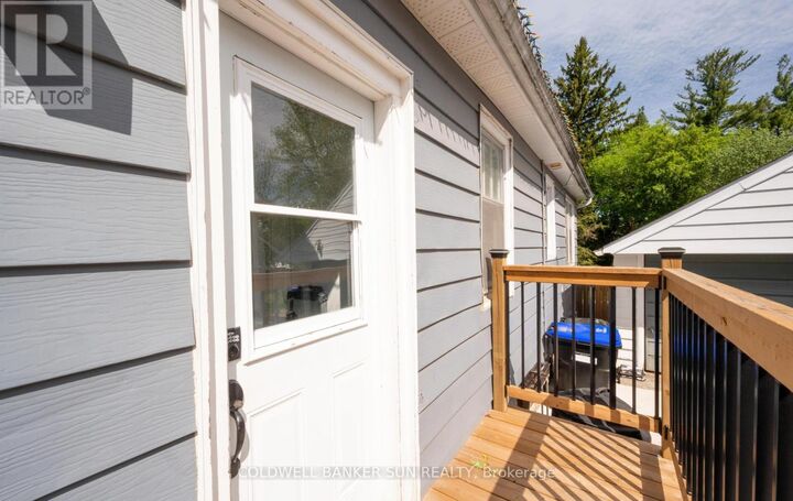 Property Photo: 20 Maple Lane Bsmt ON L9R 1L1
