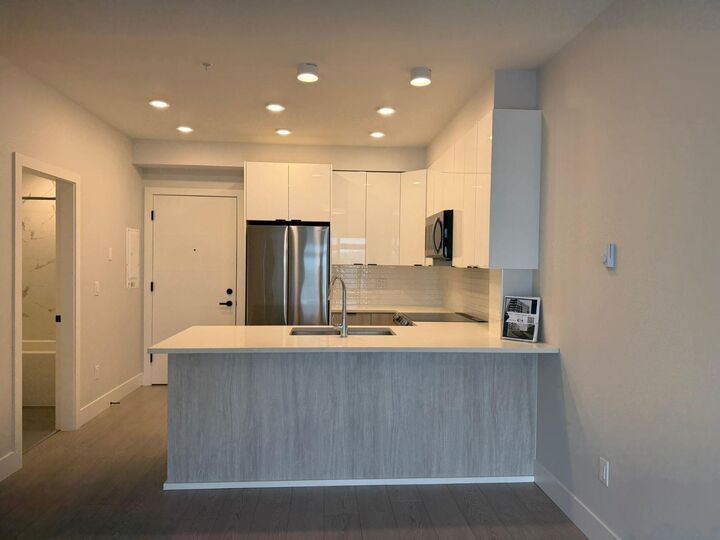 Property Photo:  20360 Logan Avenue 317  BC V3A 0P5 