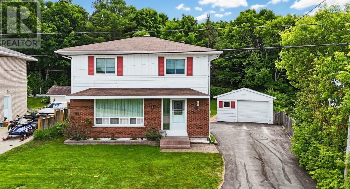 Property Photo:  37 Westview Cres  ON P5A 2B3 