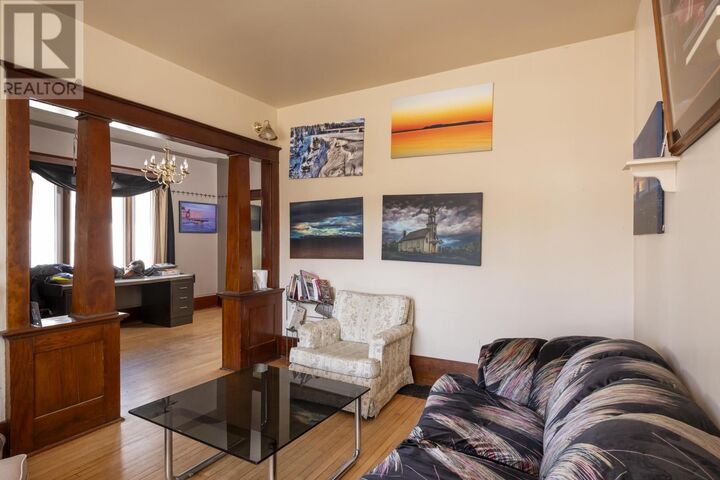 Property Photo: 337 Heron St ON P7C 2M7