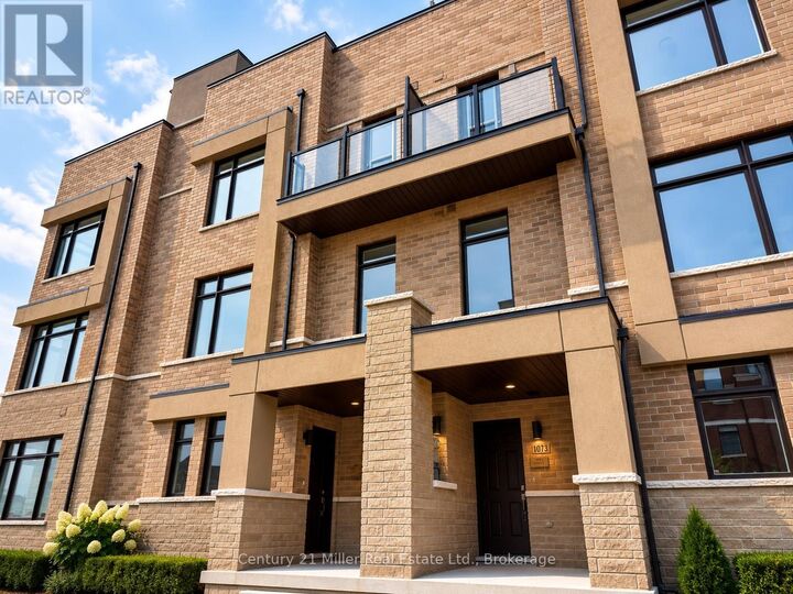 Property Photo:  1073 Wheat Boom Drive  ON L6H 7H5 