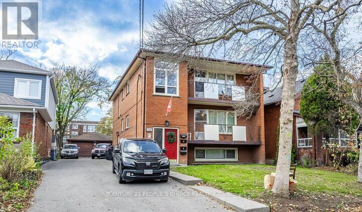 Property Photo:  106 Wheatfield Road Unit 1  ON M8V 2P8 