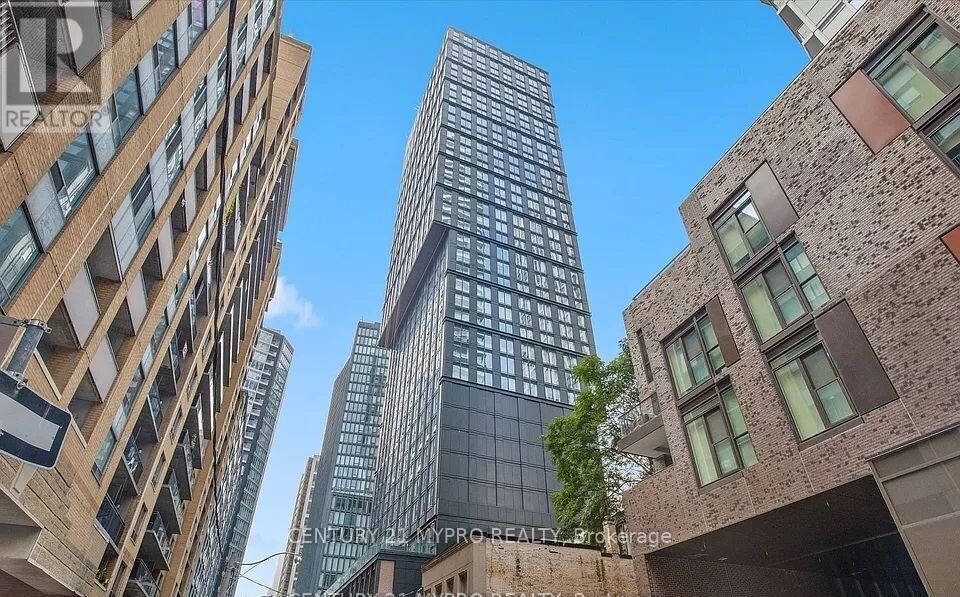 Property Photo: 82 Dalhousie Street 1703 ON M5B 0C5