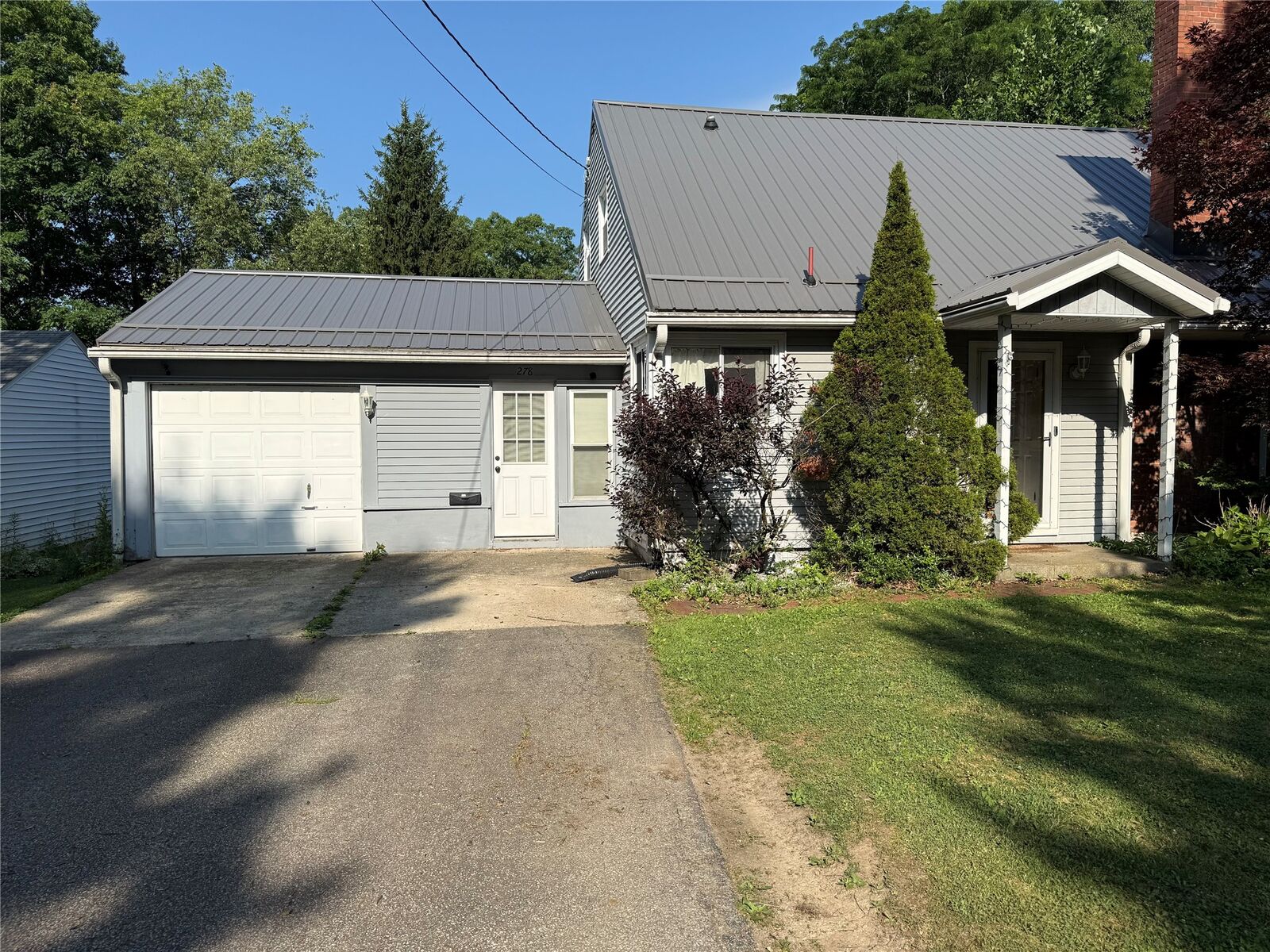 Property Photo: 278 Devore Drive PA 16335