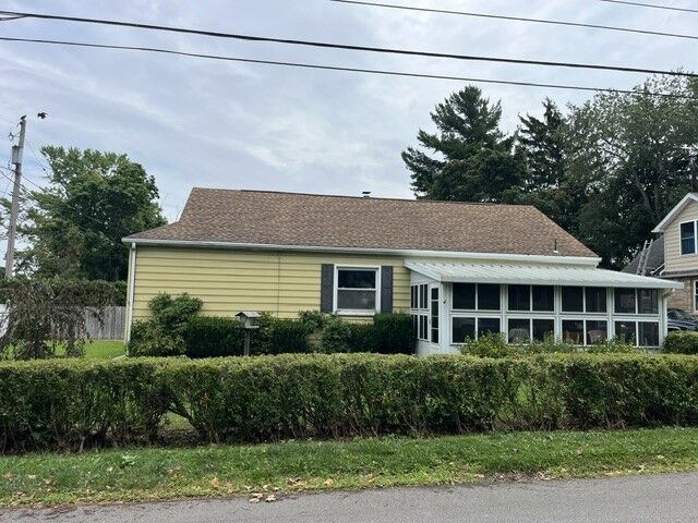 Property Photo:  2903 Court Avenue  PA 16506 
