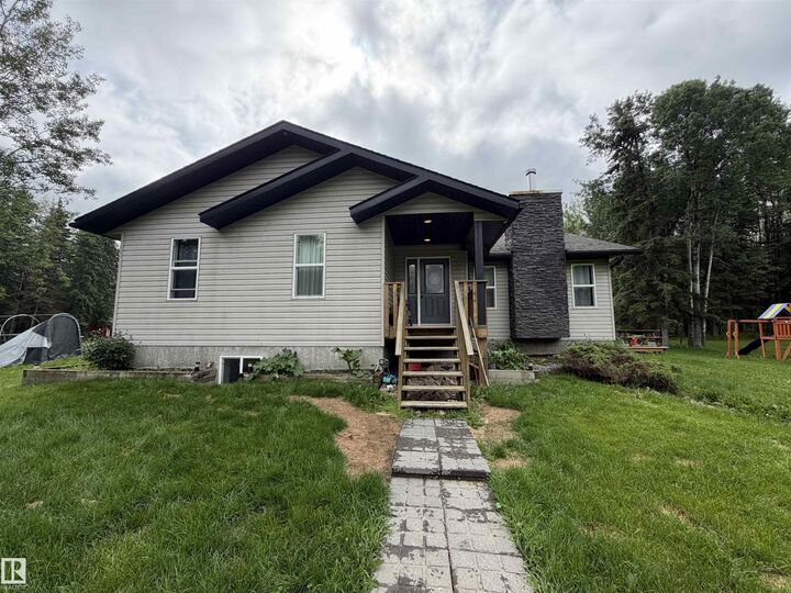 644081 Rge Road 235 — photo 1