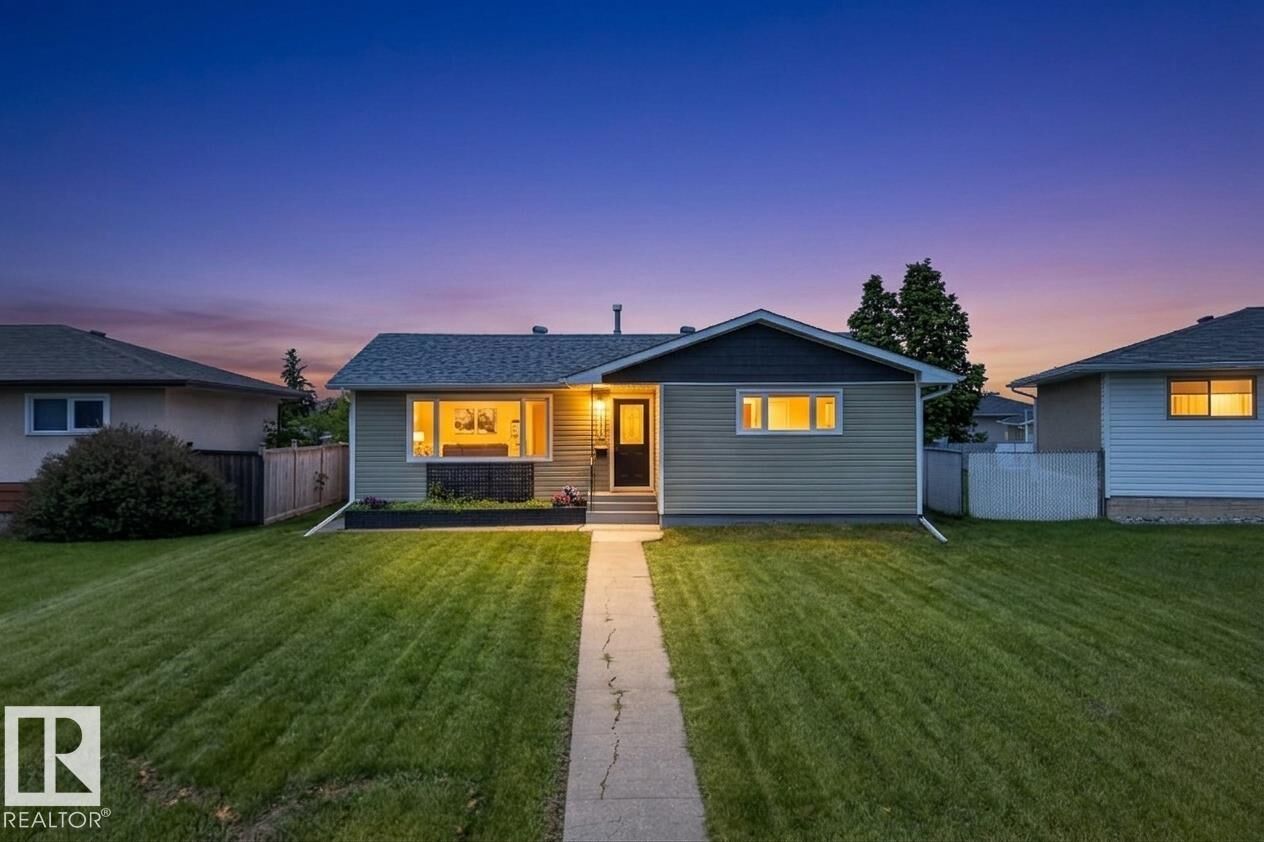 Property Photo:  14128 73 Street NW  AB T5C 0V5 