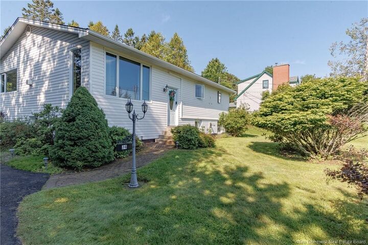 Property Photo:  74 Quispamsis Road  NB E2E 1N7 