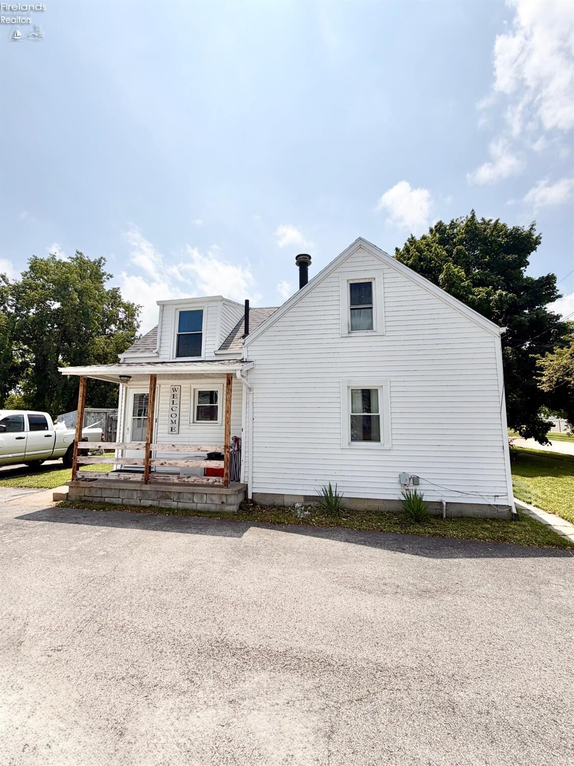 Property Photo: 708 Wildman Street OH 44870
