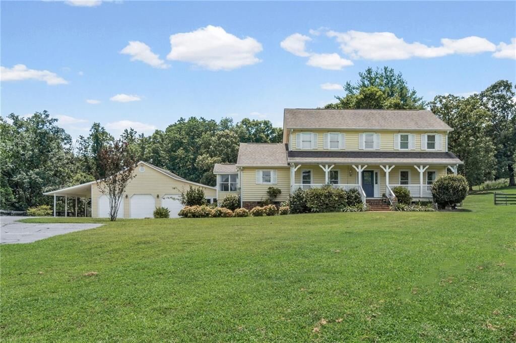 Property Photo: 4634 Highland Circle GA 30506