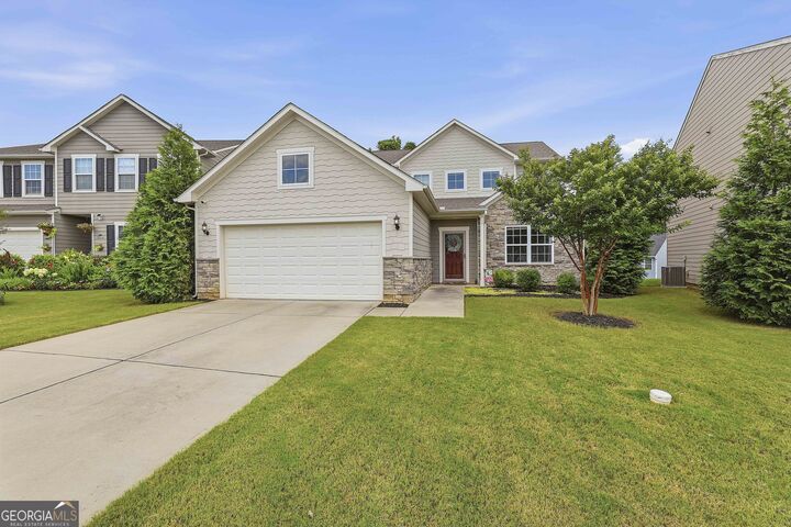 Property Photo: 538 Princeton Circle GA 30268