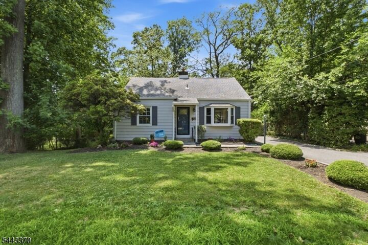 Property Photo:  10 Hilsinger Rd  NJ 07878 