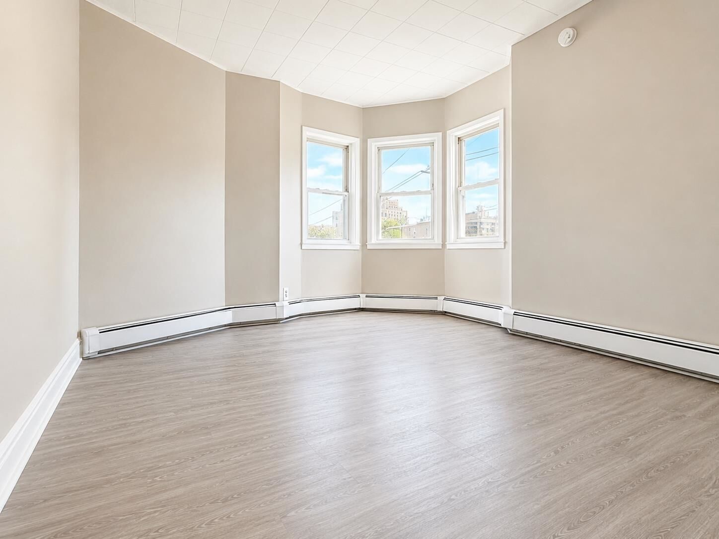 Property Photo: 460 Mercer St 3L NJ 07306