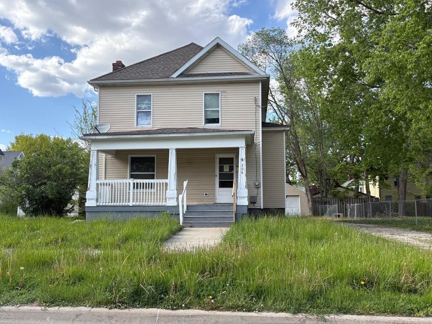 Property Photo:  206 Reber Avenue  IA 50701 