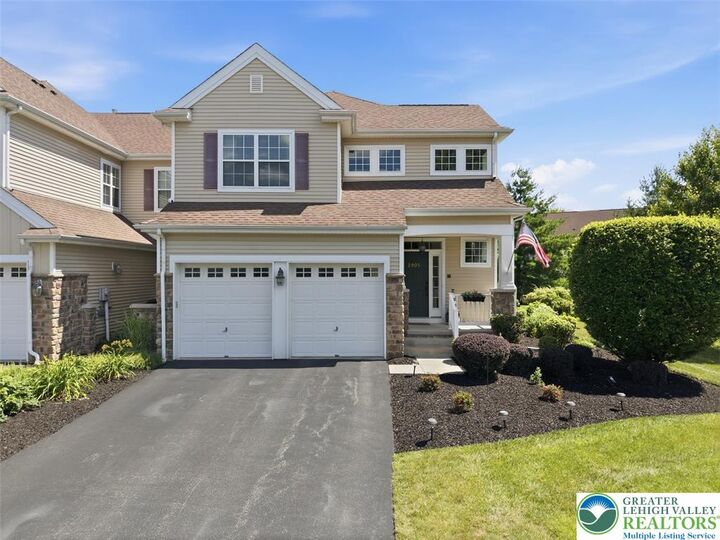 Property Photo:  2905 Green Court  PA 18040 