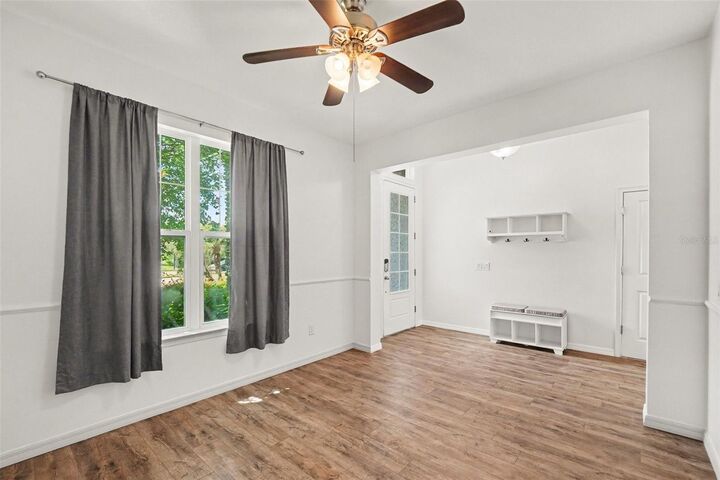 Property Photo:  12324 Streambed Drive  FL 33579 