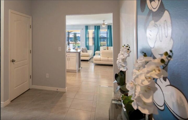 Property Photo: 7572 Oakmoss Loop FL 33837